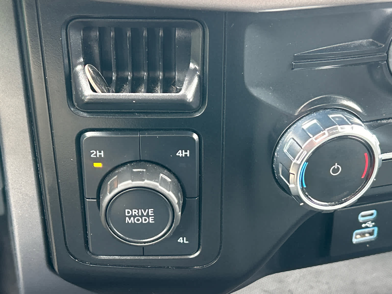 Used 2024 Ford F150 XLT AWD/4WD image 44