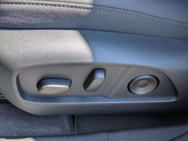 New 2026 GMC Terrain Elevation w/ Elevation Premium Package AWD/4WD image 26