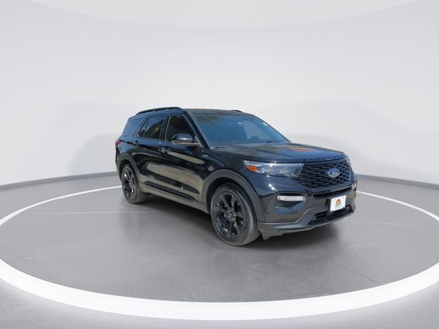 Used 2023 Ford Explorer ST-Line w/ Class IV Trailer Tow Package RWD image 2