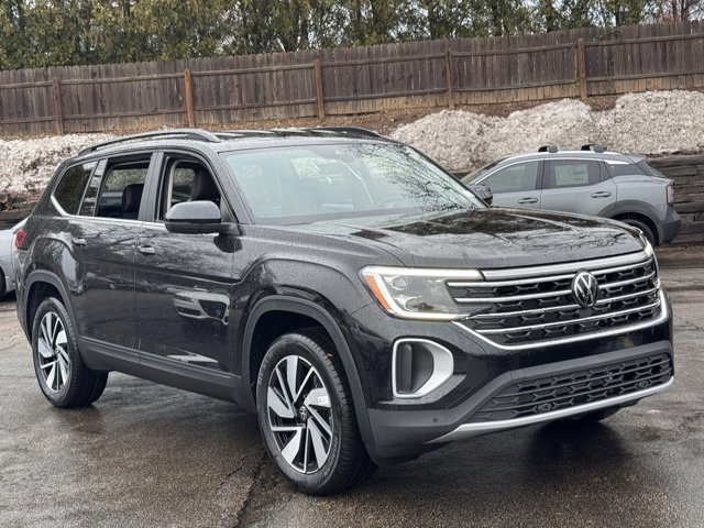 New 2026 Volkswagen Atlas SE image 2