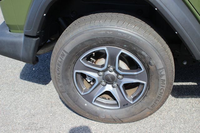 Used 2021 Jeep Wrangler Unlimited Sport image 32