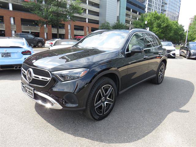 Used 2026 Mercedes-Benz GLC 300 4MATIC image 1