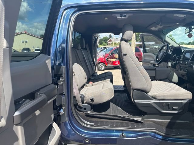 Used 2020 Ford F150 XLT w/ Equipment Group 302A Luxury AWD/4WD image 11