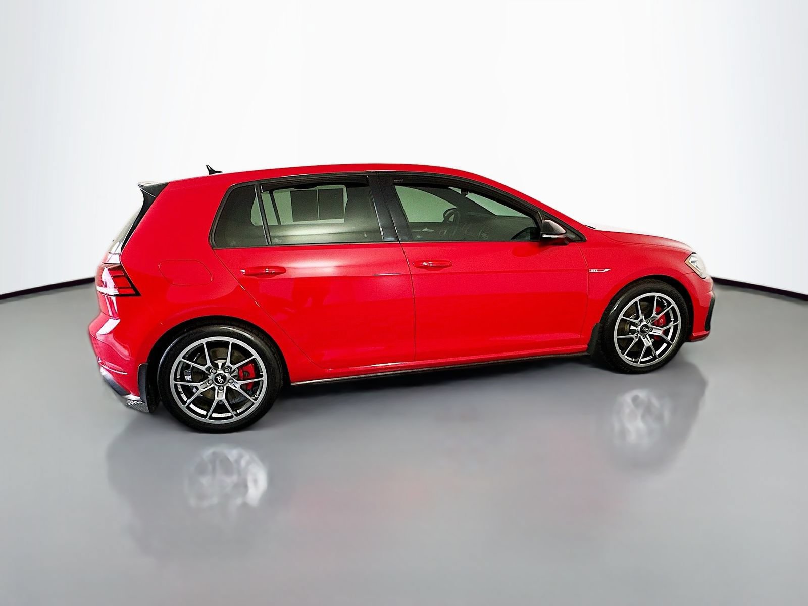 Used 2021 Volkswagen GTI SE FWD image 8