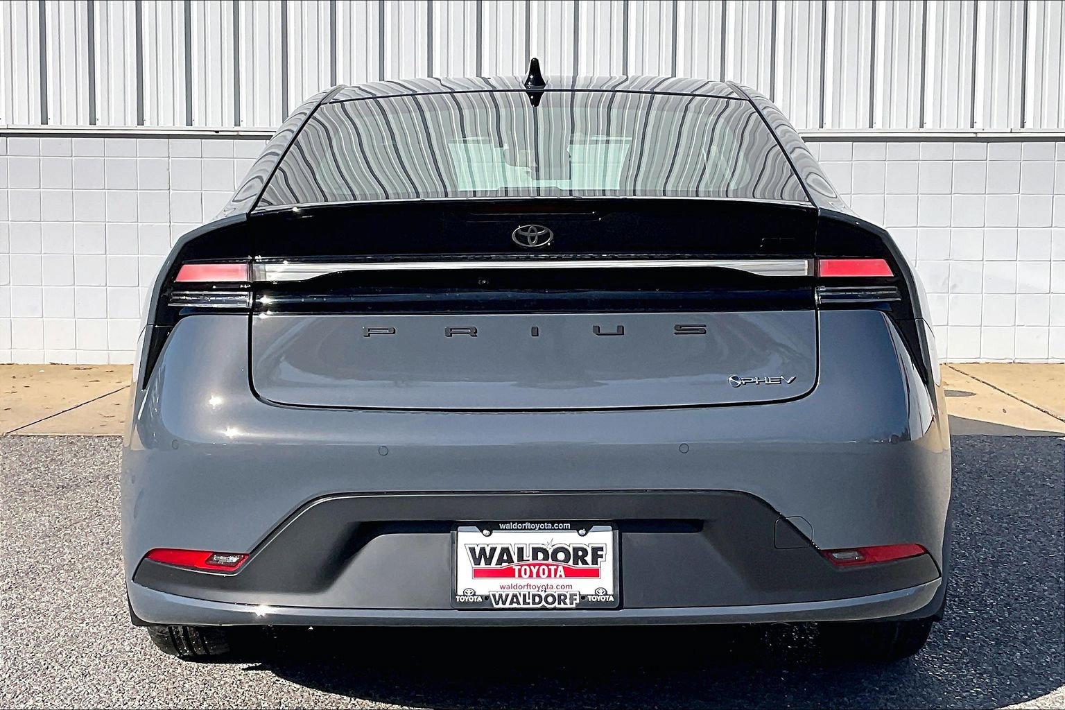 New 2026 Toyota Prius Plug-In Hybrid FWD image 5