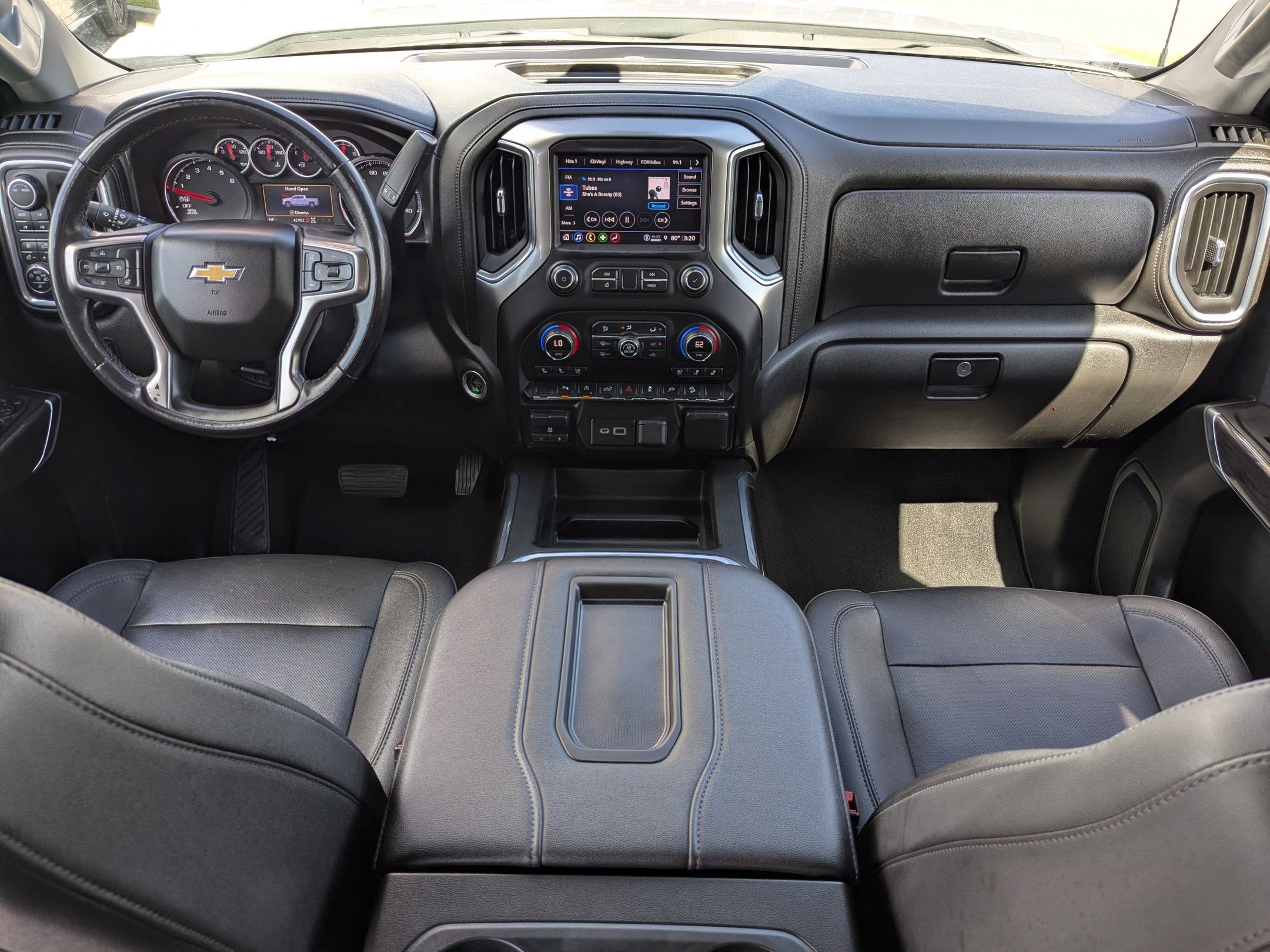 Used 2021 Chevrolet Silverado 1500 LTZ w/ Z71 Off-Road Package AWD/4WD image 29