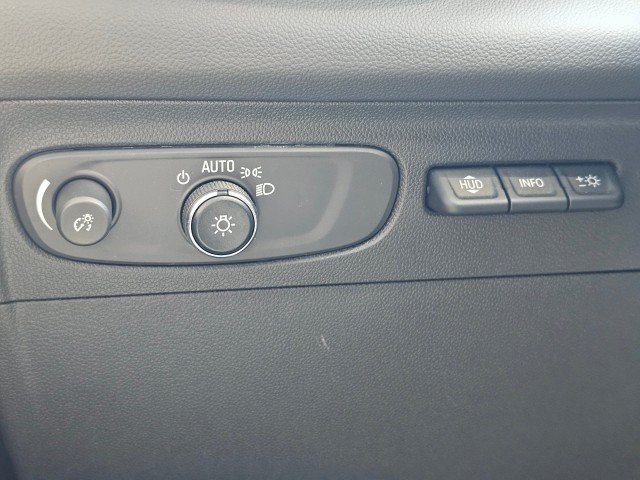 Used 2023 Buick Envision Avenir AWD/4WD image 41