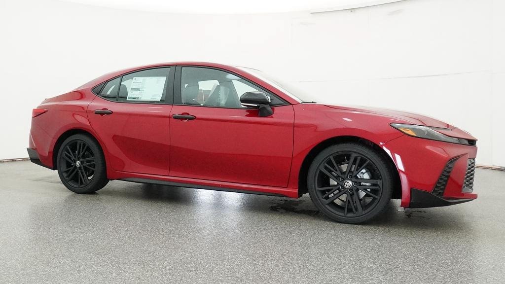 New 2026 Toyota Camry Hybrid FWD image 11