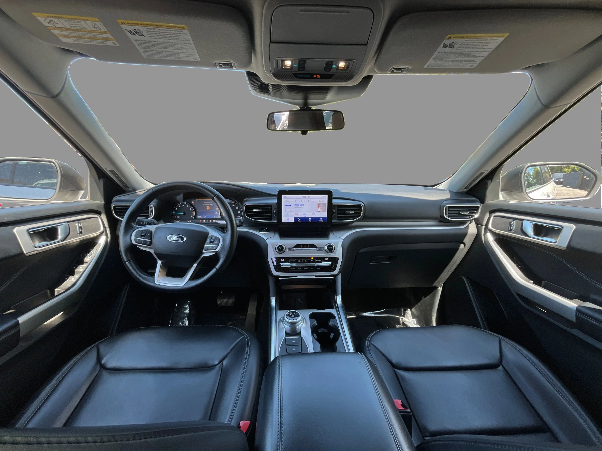 Used 2021 Ford Explorer XLT w/ Equipment Group 202A image 23