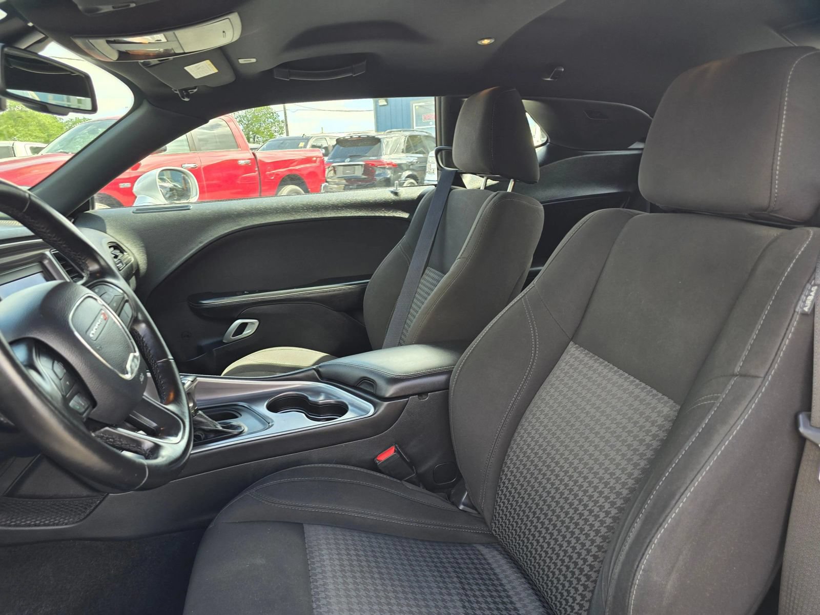 Used 2020 Dodge Challenger SXT RWD image 20