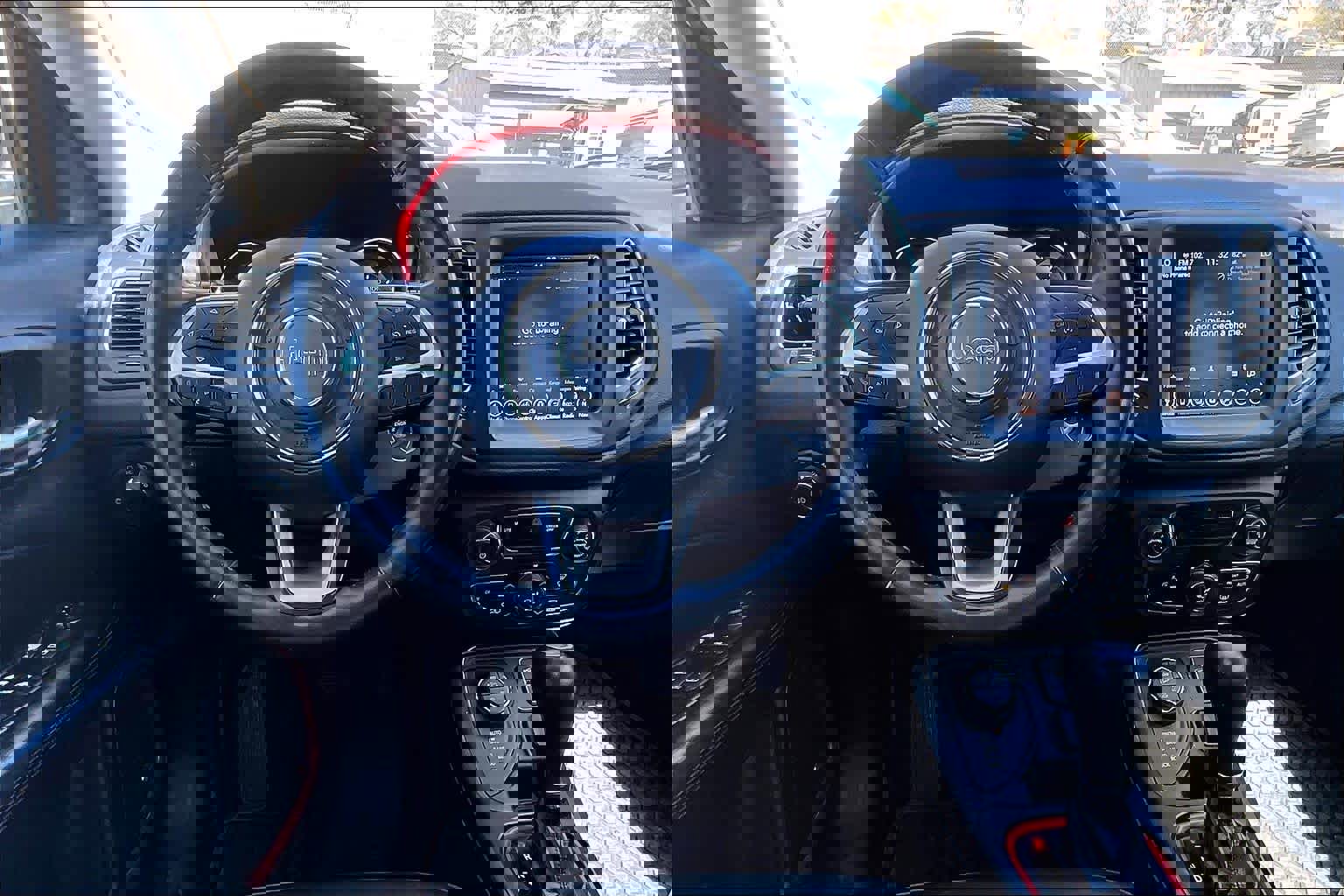 Used 2019 Jeep Compass Trailhawk w/ Leather Interior Group image 6