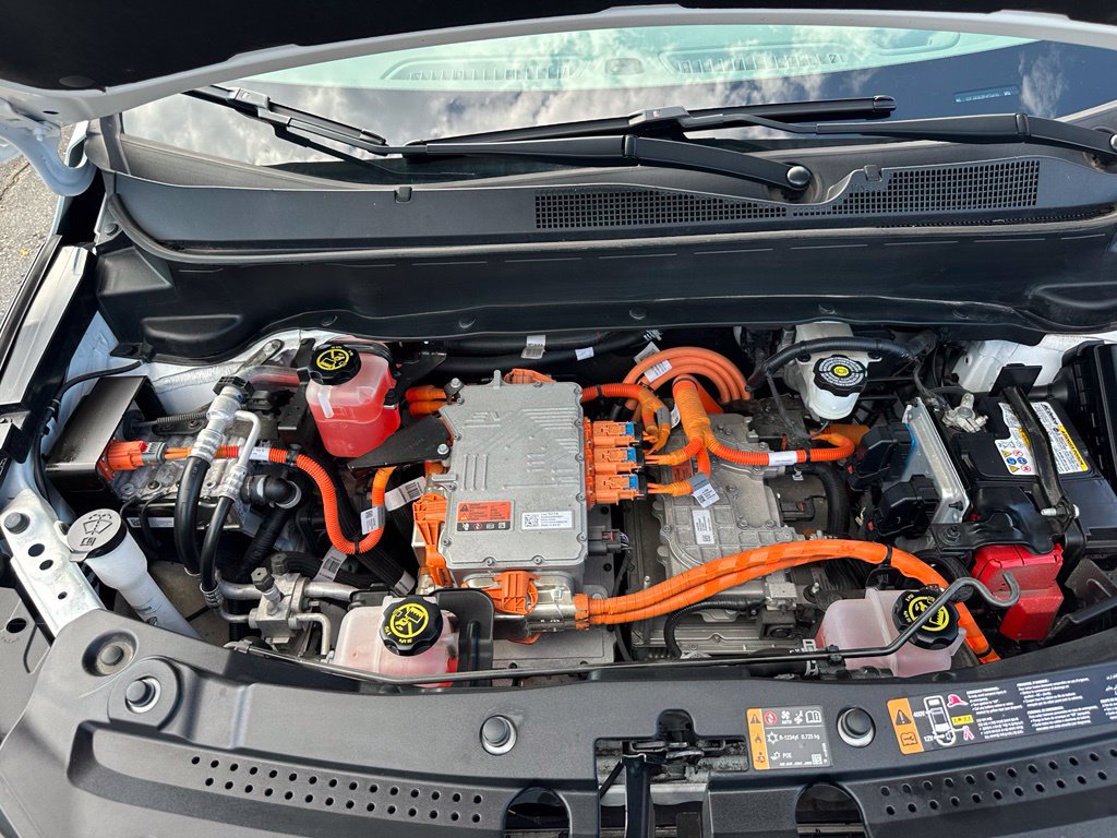Used 2023 Chevrolet Bolt EUV Premier w/ Sun & Sound Package FWD image 29