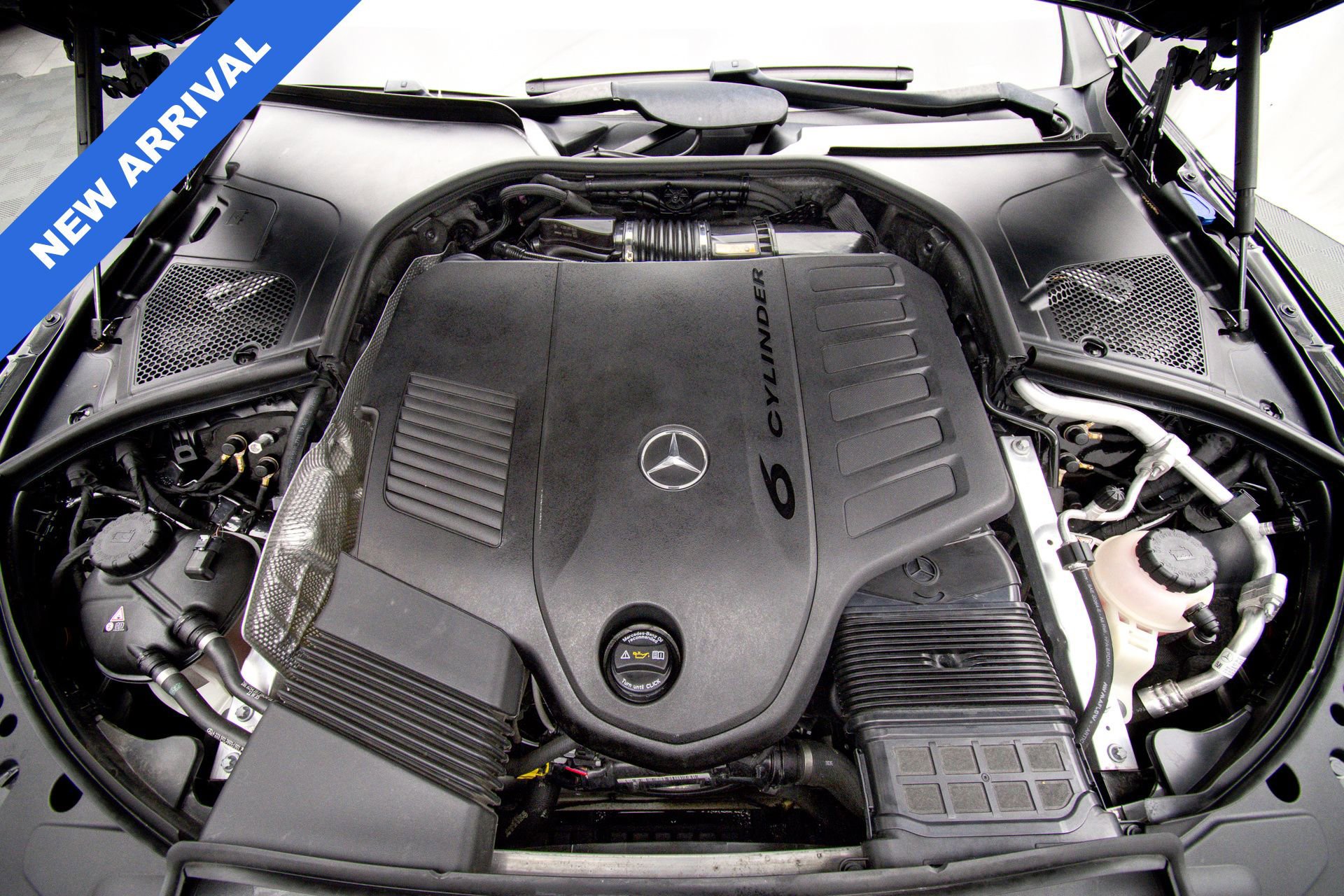 Used 2023 Mercedes-Benz S 500 4MATIC w/ AMG Line image 37