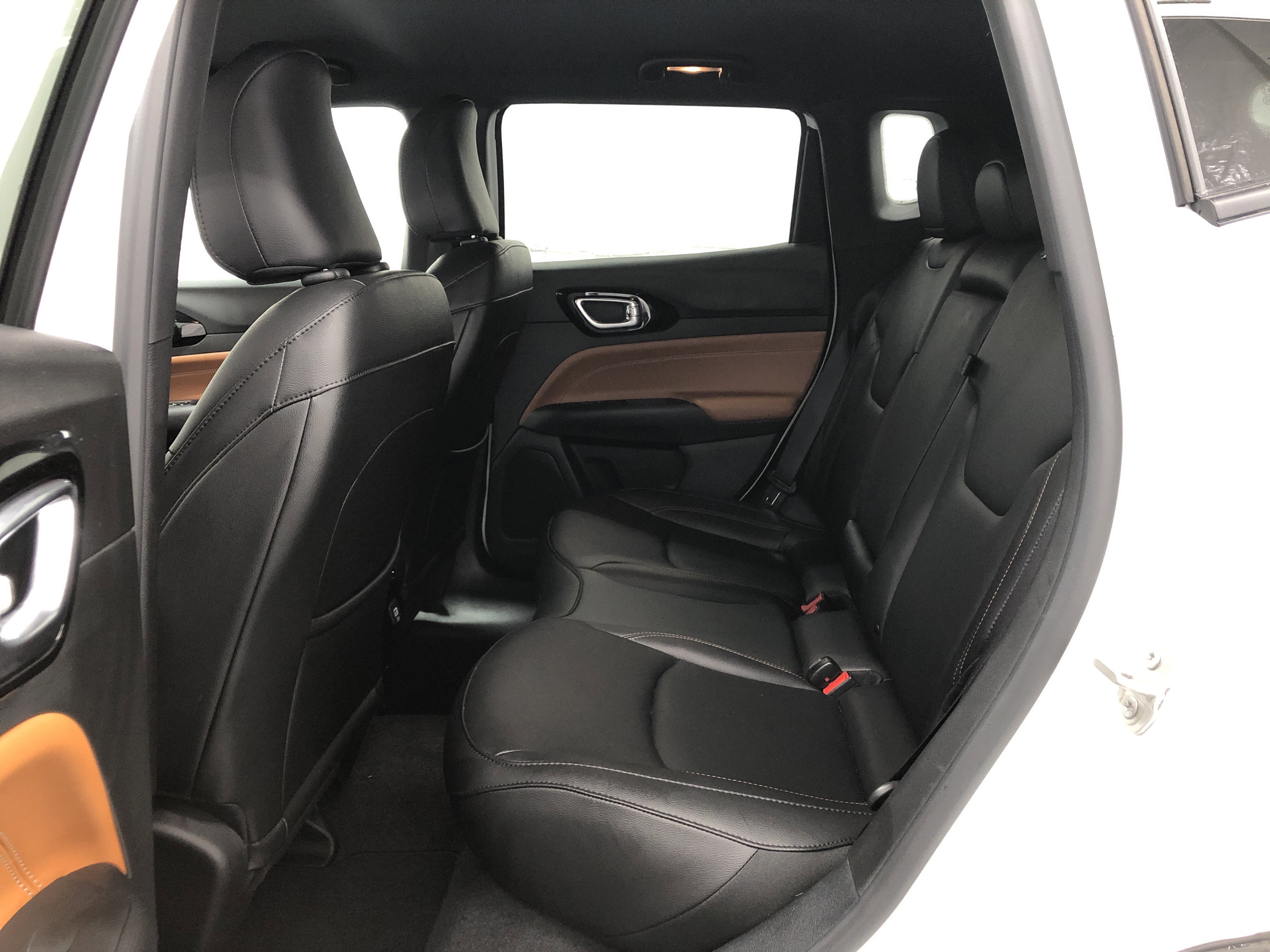Certified 2024 Jeep Compass Limited AWD/4WD image 12