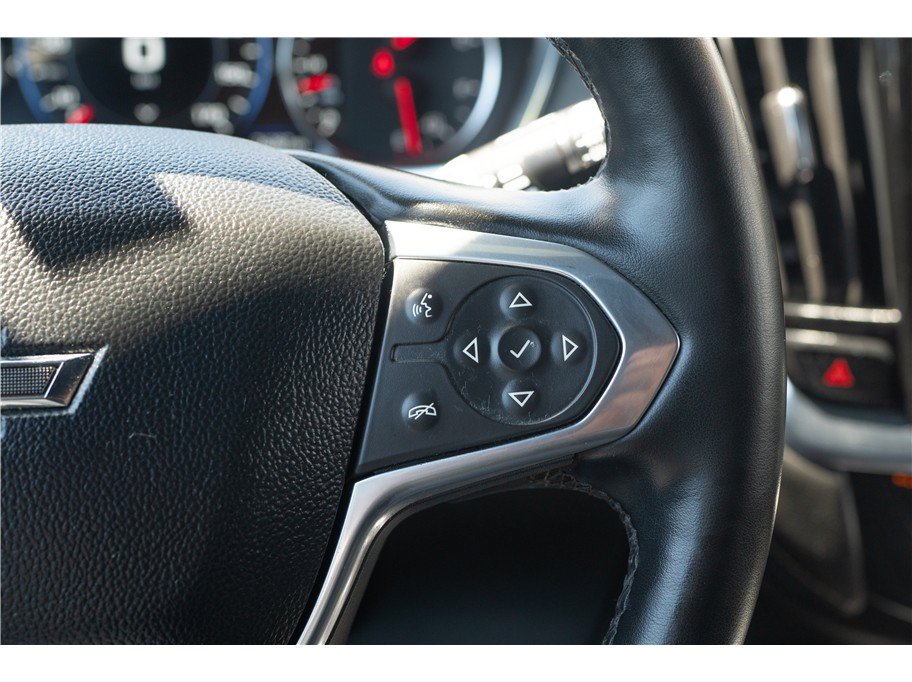Used 2023 Chevrolet Traverse Premier w/ Redline Edition AWD/4WD image 9