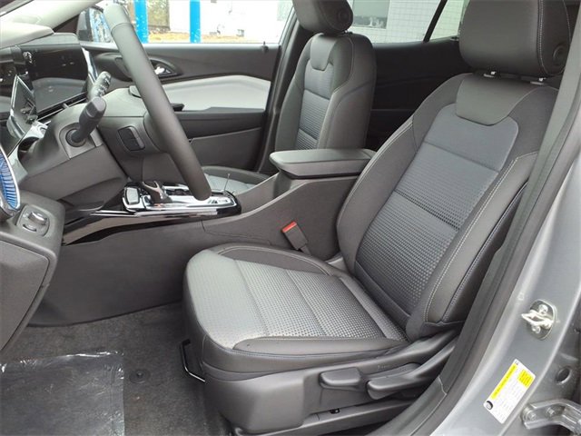 New 2026 Chevrolet Trax LT image 8