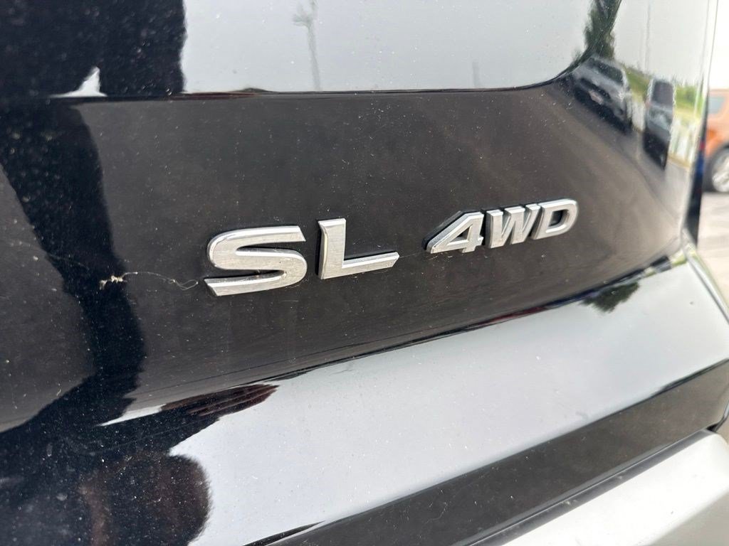 Used 2022 Nissan Pathfinder SL AWD/4WD image 5