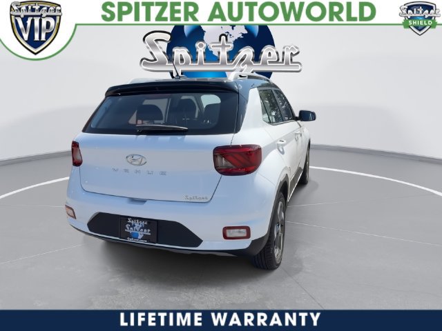 New 2026 Hyundai Venue SEL FWD image 13