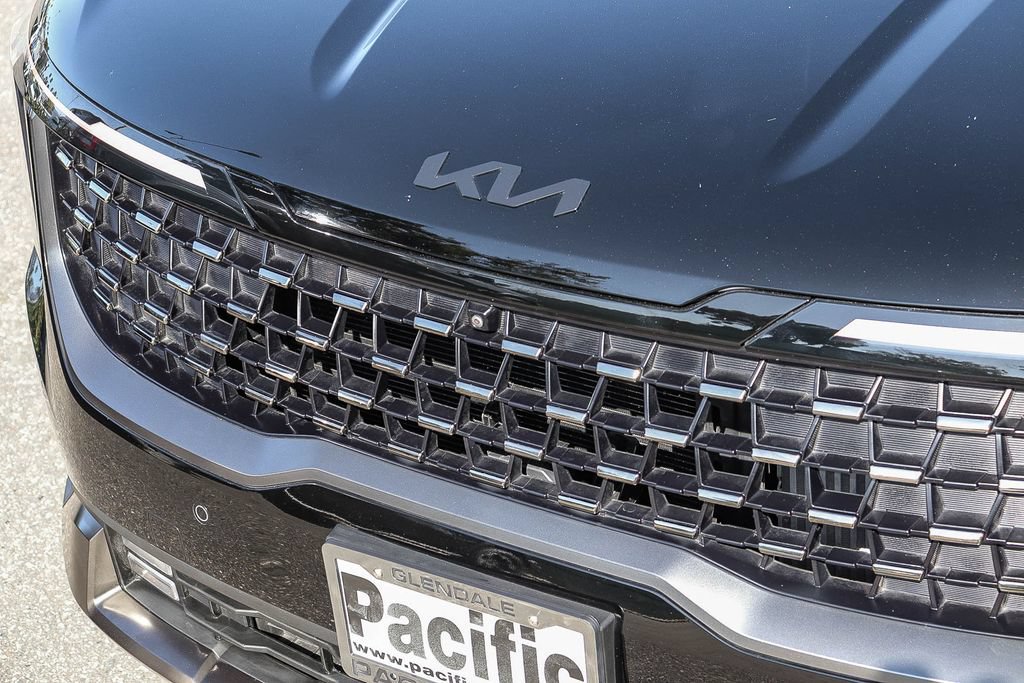 Used 2026 Kia Carnival SX Prestige FWD image 11