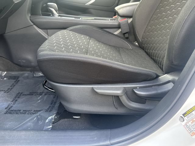 Used 2023 Nissan Kicks SV FWD image 27