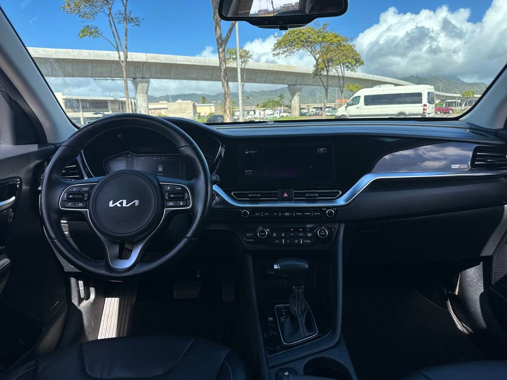Used 2022 Kia Niro EX Premium image 14