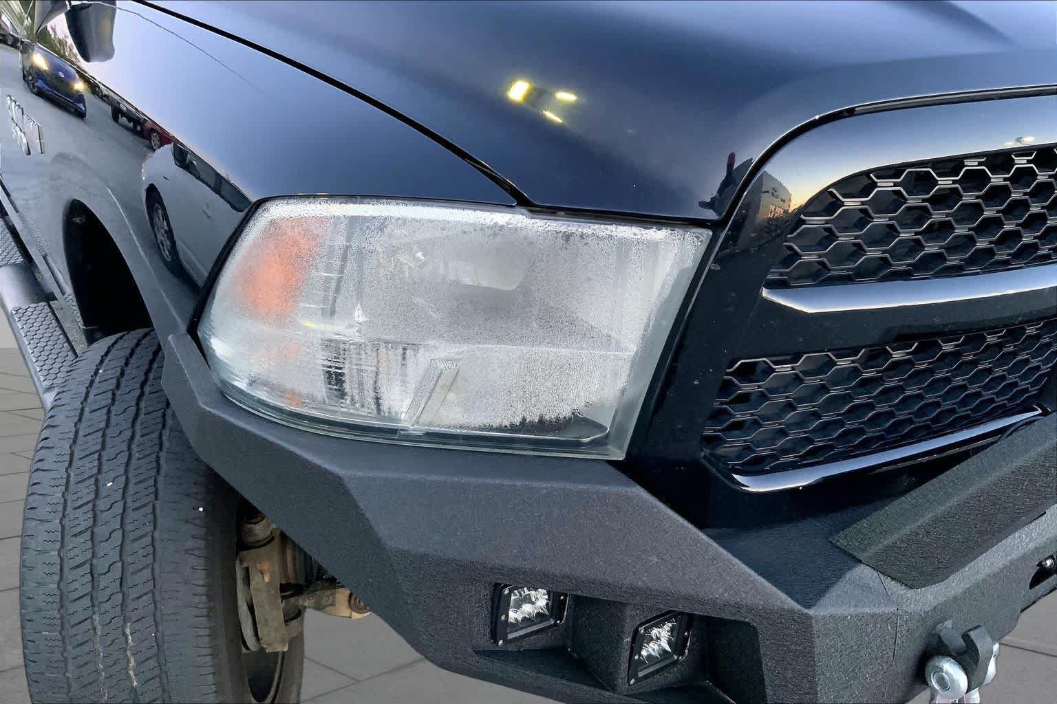 Used 2015 RAM 1500 Express AWD/4WD image 24
