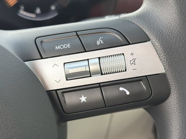 Certified 2026 Hyundai Tucson SE FWD image 23