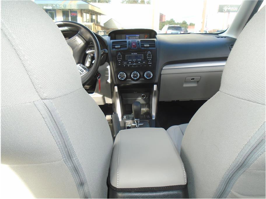 Used 2015 Subaru Forester 2.5i Premium w/ All-Weather Package image 17