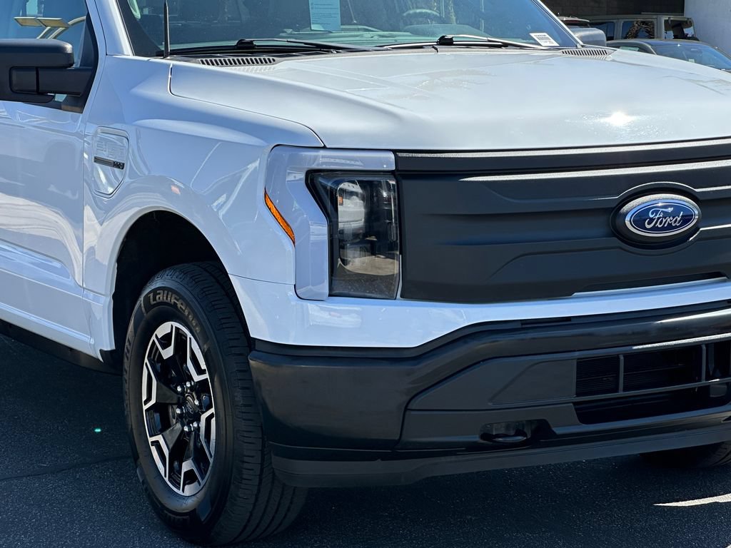 Used 2023 Ford F150 Lightning Pro AWD/4WD image 8