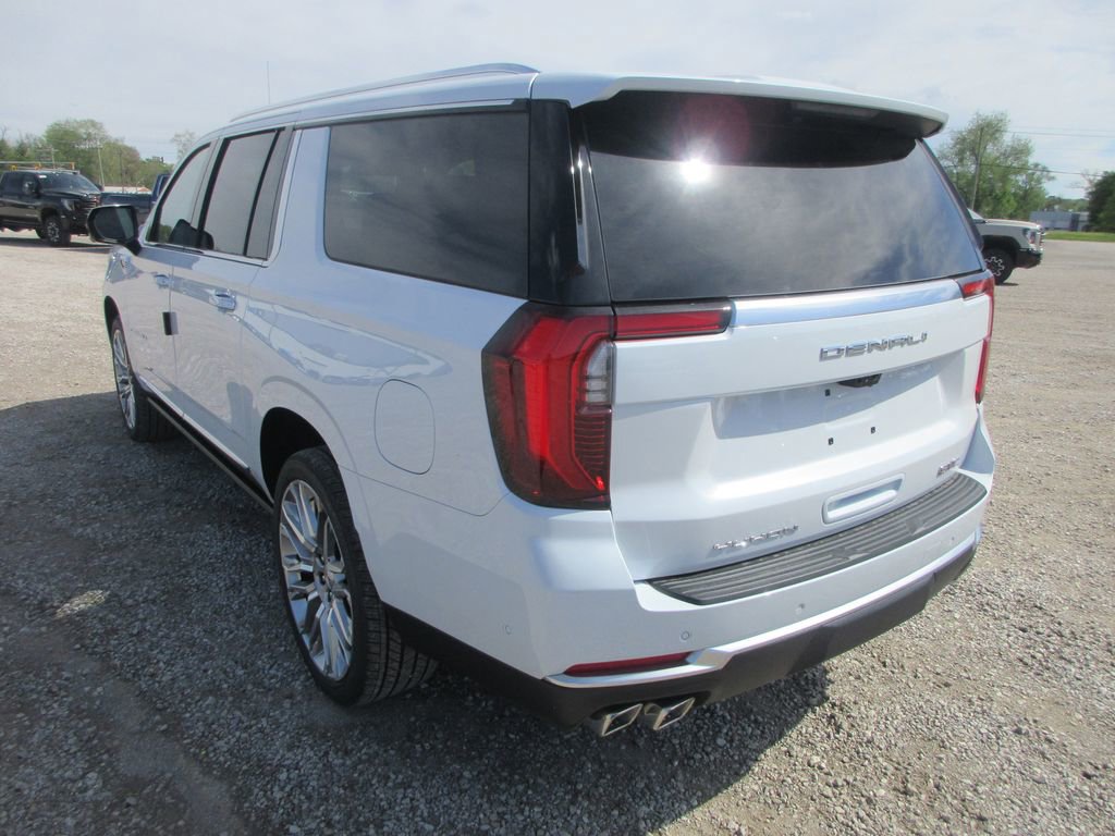 New 2026 GMC Yukon XL Denali AWD/4WD image 6