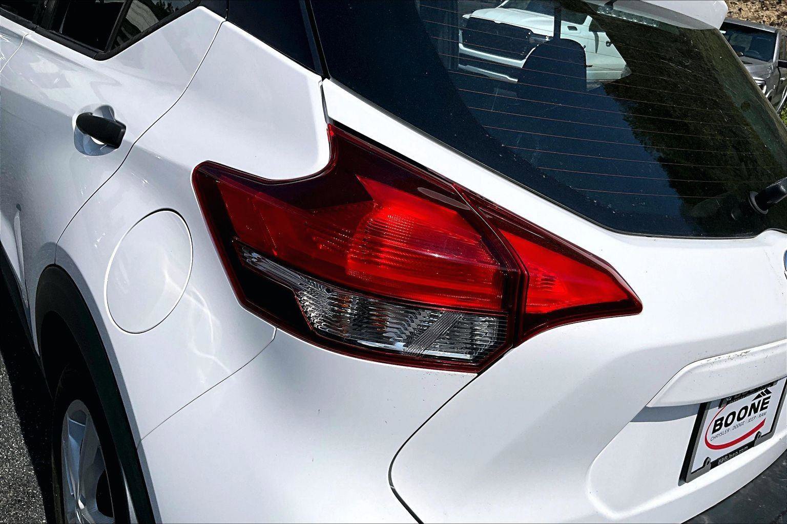 Used 2020 Nissan Kicks S FWD image 30