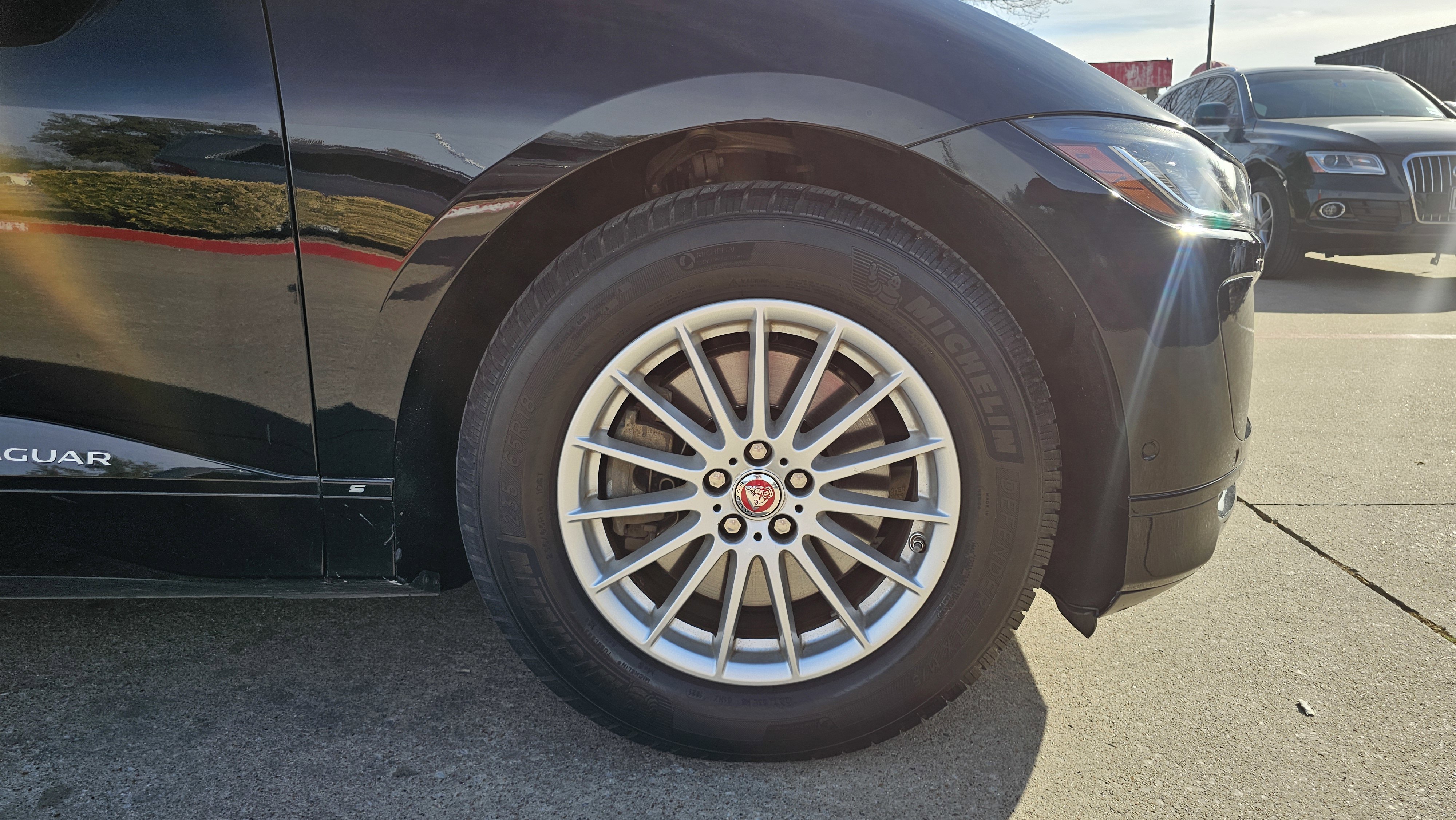 Used 2020 Jaguar I-PACE S image 17