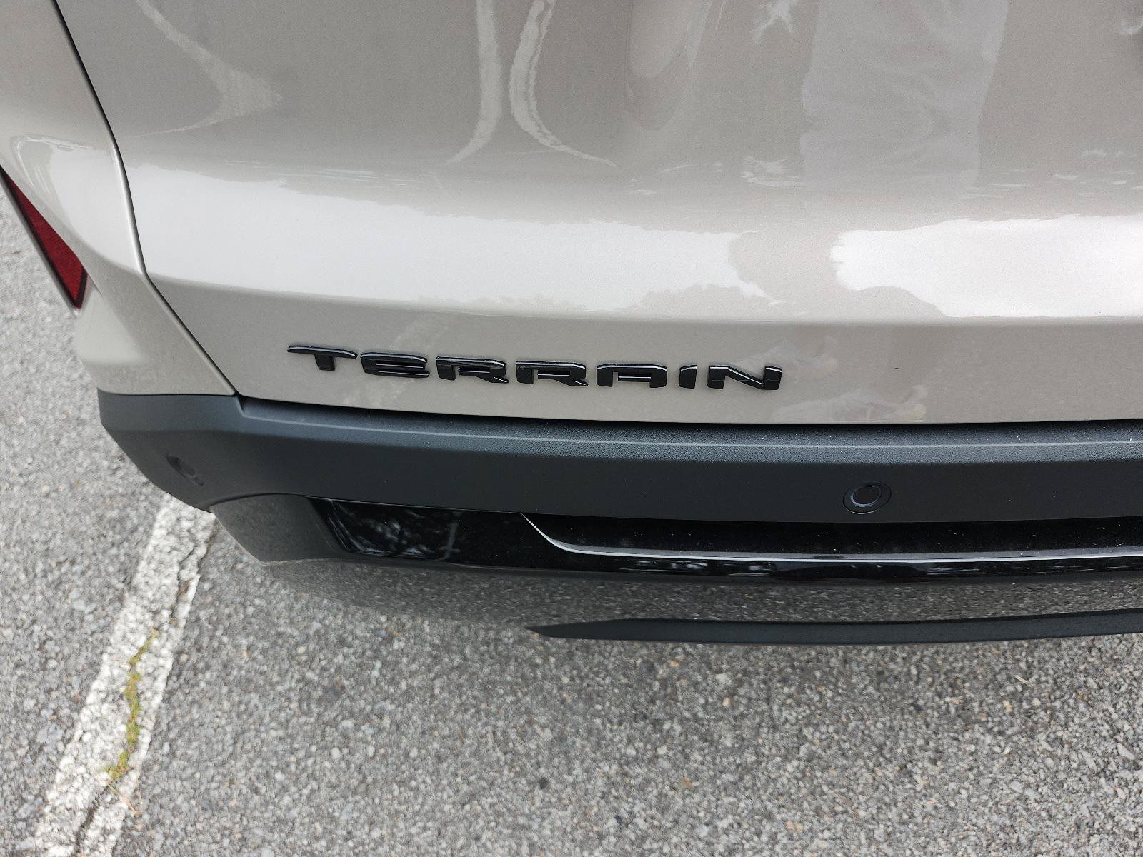 New 2026 GMC Terrain Elevation w/ Elevation Premium Package FWD image 5