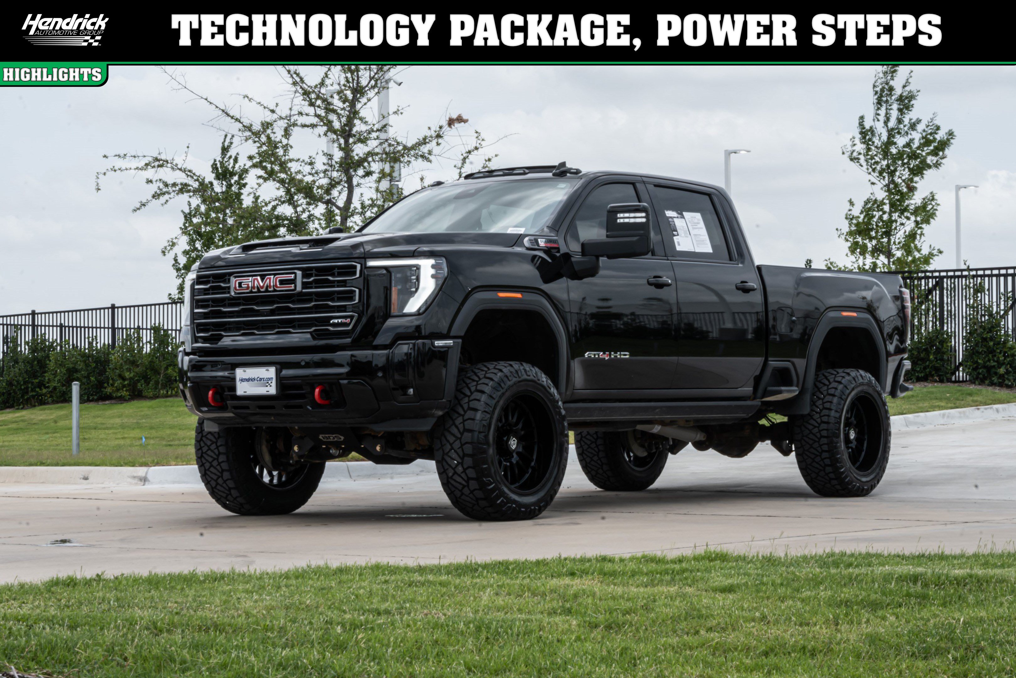 Used 2026 GMC Sierra 2500 AT4 w/ Technology Package AWD/4WD image 6