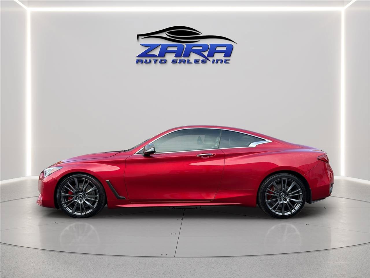 Used 2017 INFINITI Q60 Red Sport 400 RWD image 4