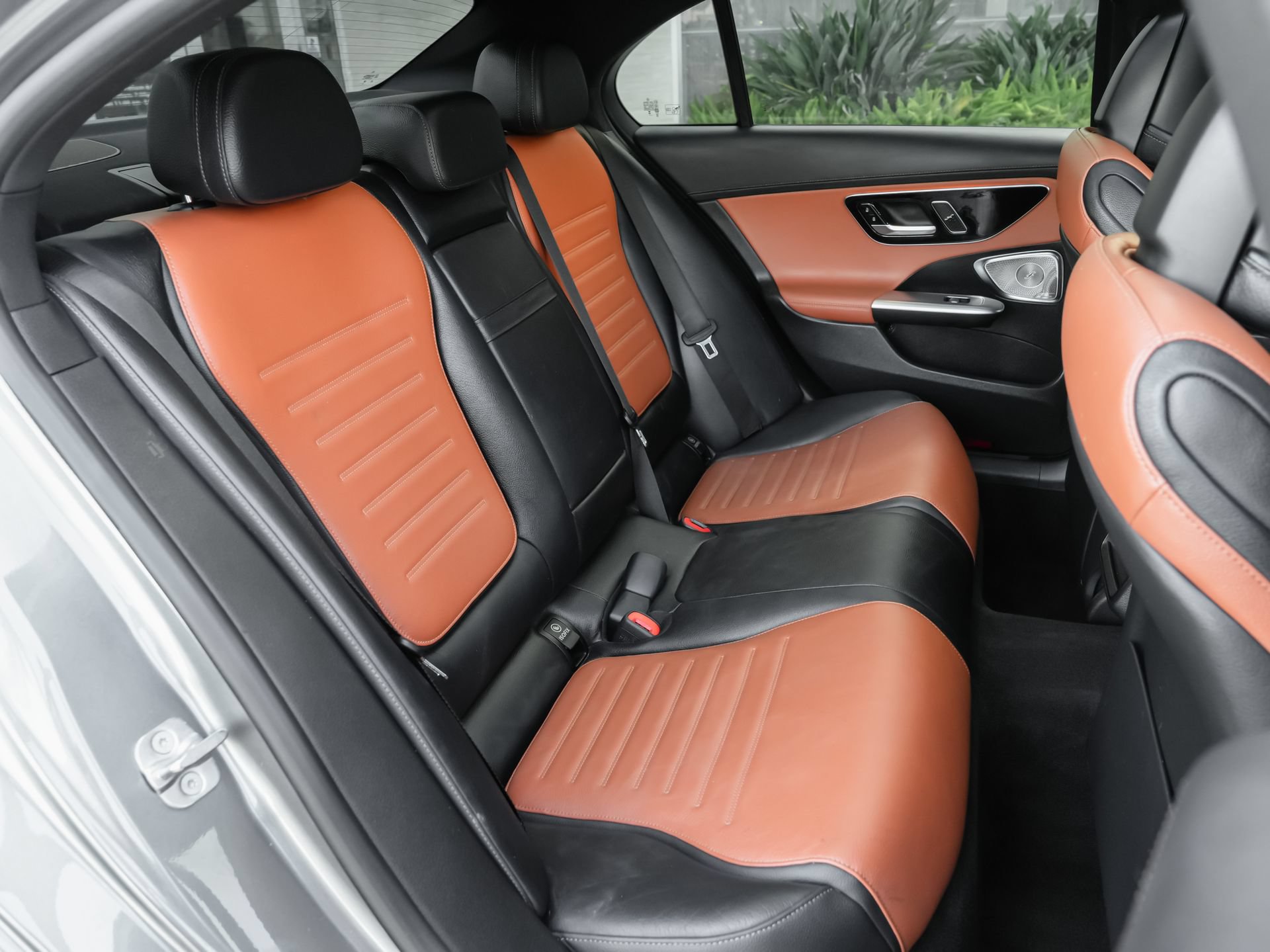 Used 2024 Mercedes-Benz C 300 Sedan image 37