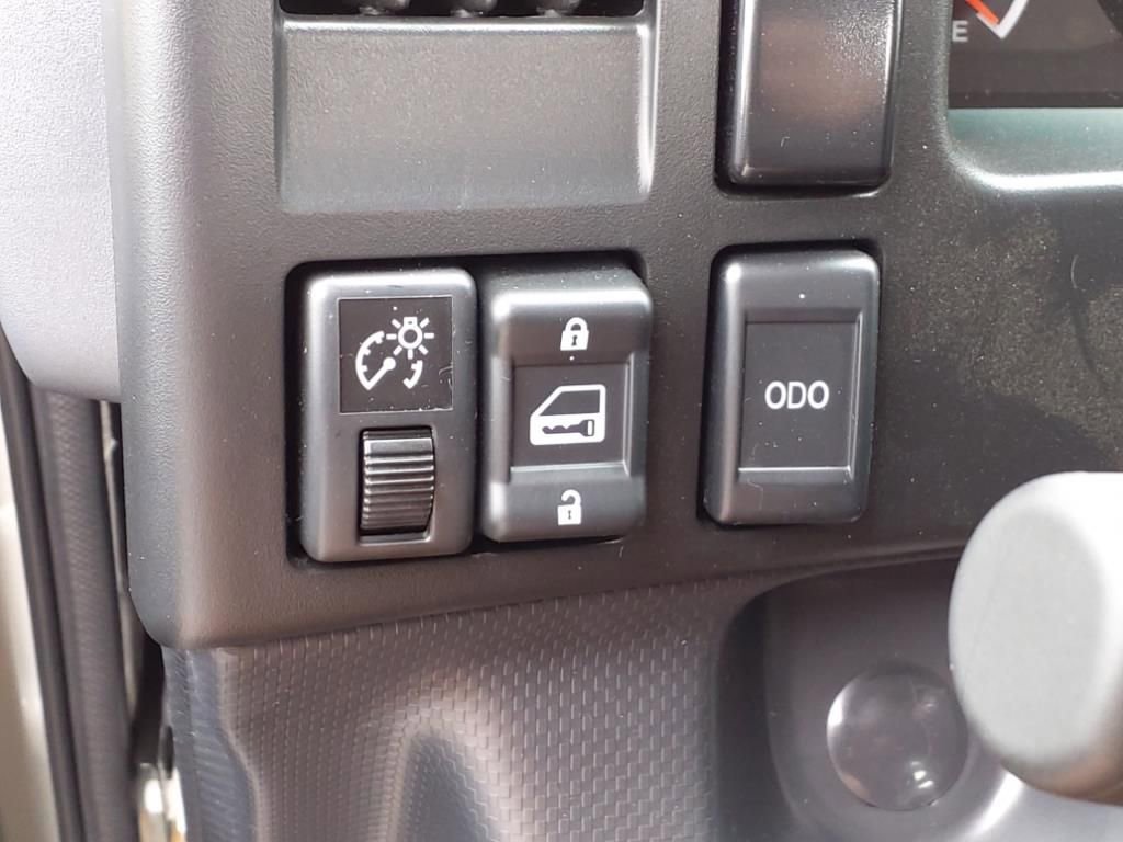 New 2025 Chevrolet Low Cab Forward image 11