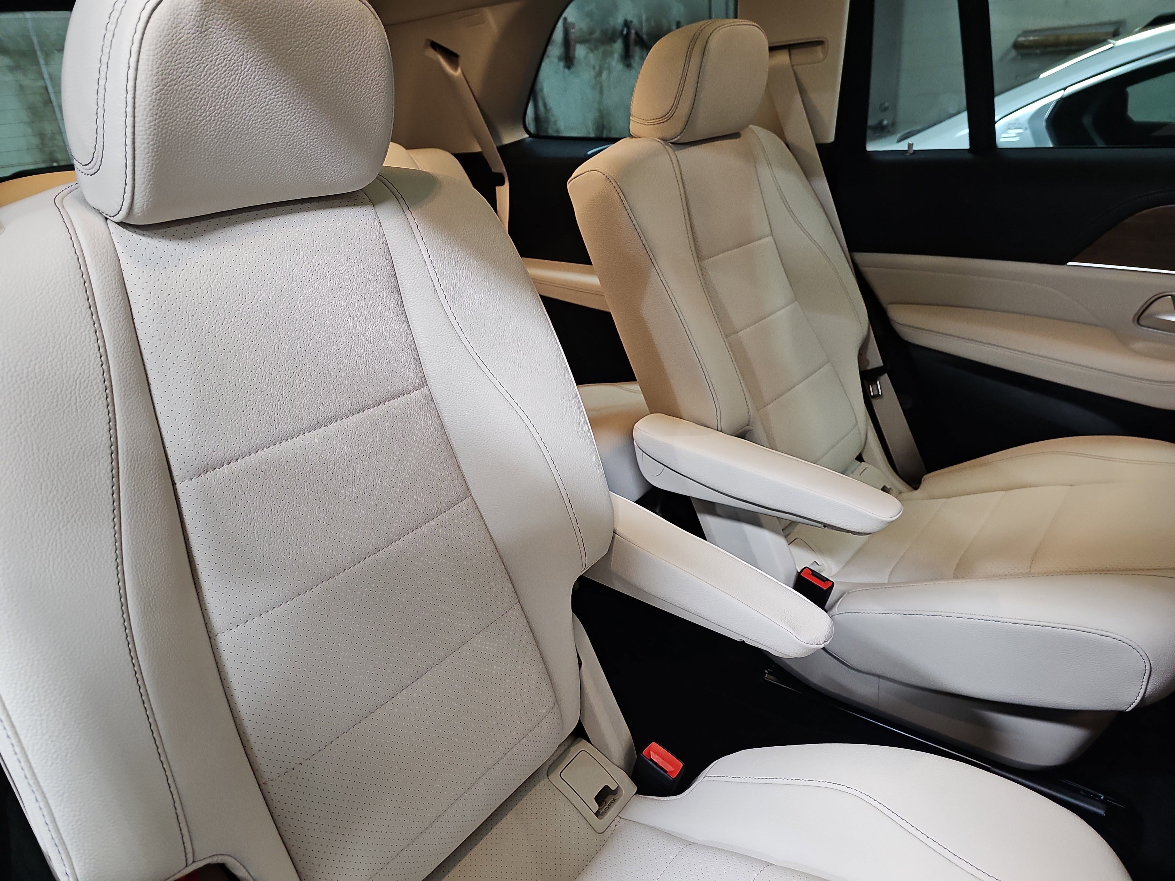 Certified 2026 Mercedes-Benz GLS 450 4MATIC image 13