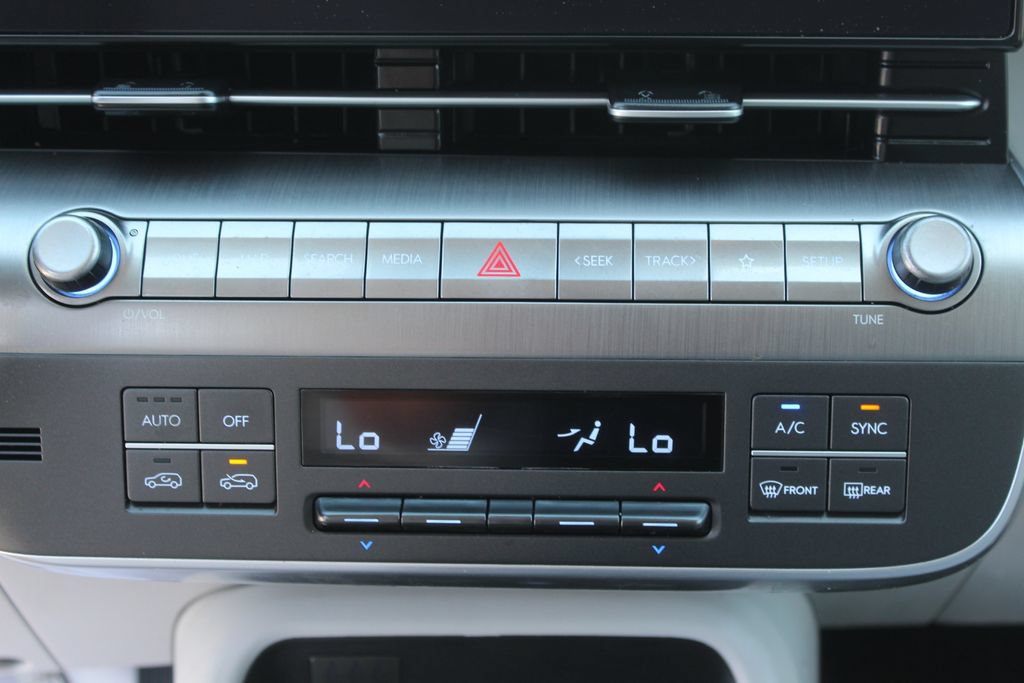 Used 2024 Hyundai Kona SEL FWD image 22