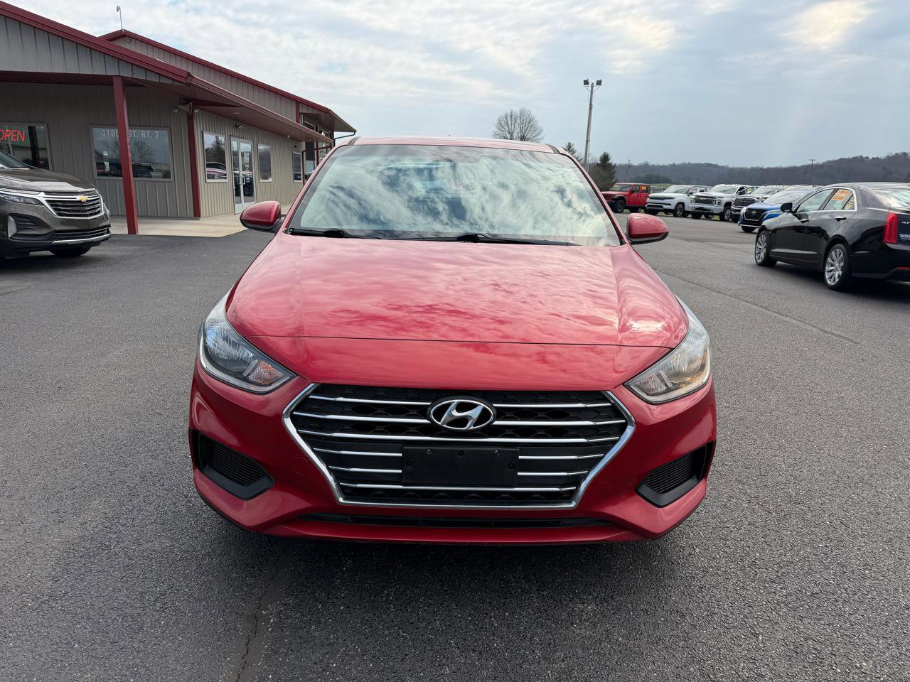 Used 2019 Hyundai Accent SE image 2
