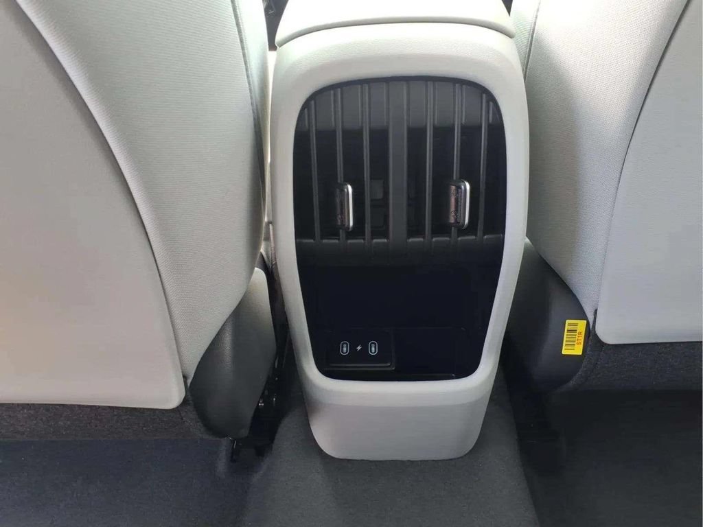 New 2026 Hyundai Kona SEL Sport FWD image 13