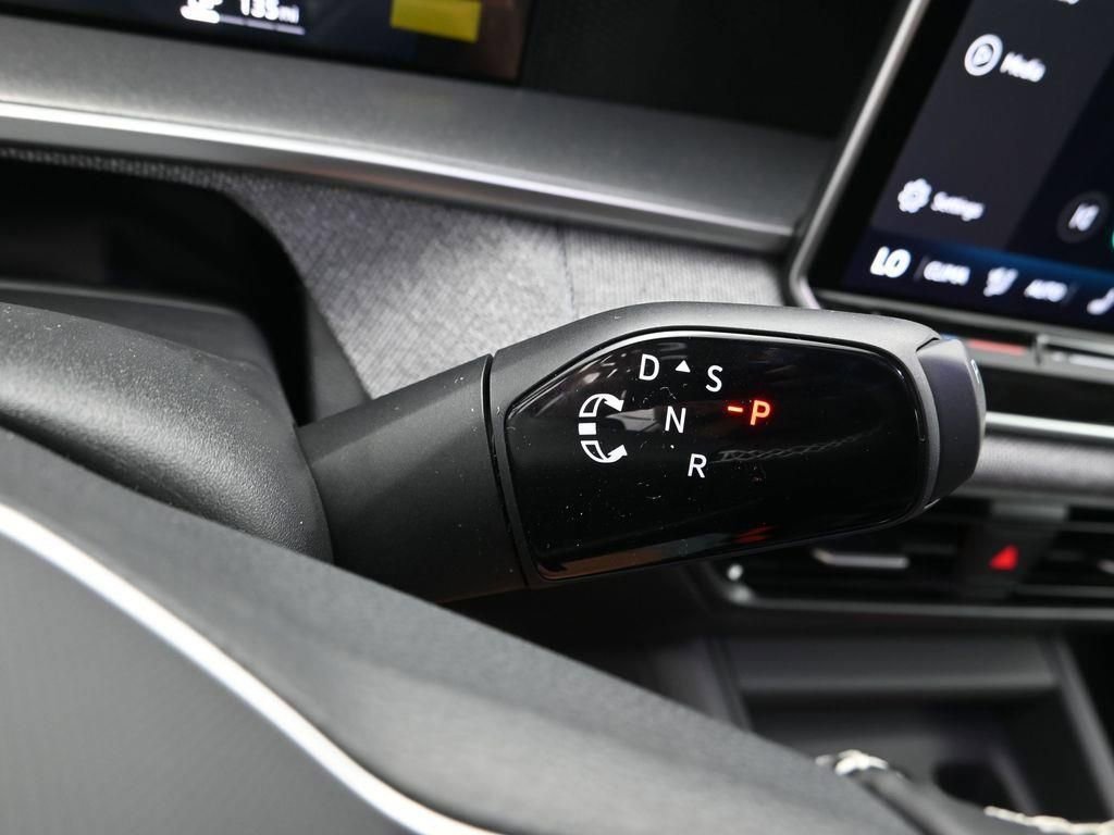 New 2026 Volkswagen Tiguan S image 15