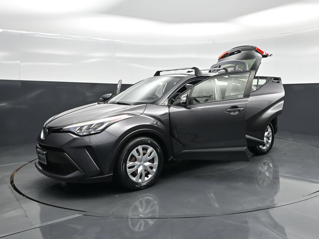 Used 2020 Toyota C-HR LE FWD image 26