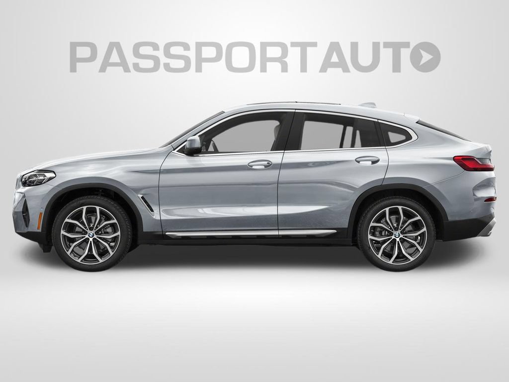Used 2025 BMW X4 xDrive30i w/ Premium Package AWD/4WD image 3