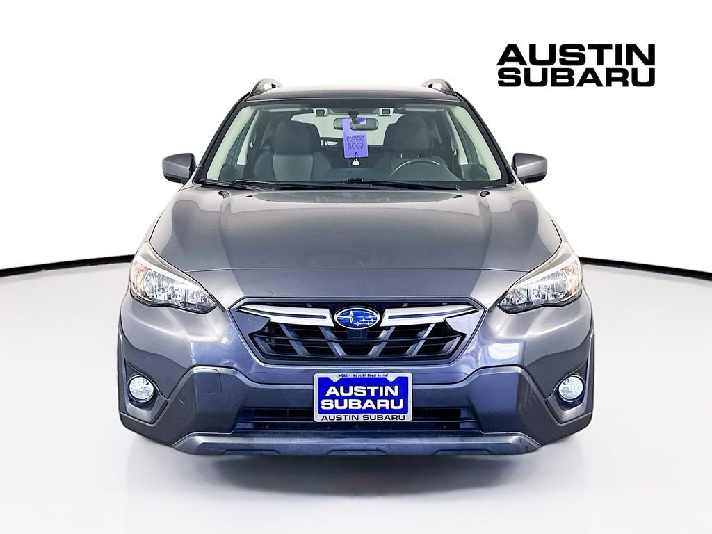 Used 2021 Subaru Crosstrek 2.0i Premium AWD/4WD image 2