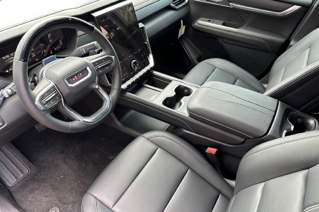 New 2026 GMC Acadia Elevation w/ Super Cruise Package AWD/4WD image 4
