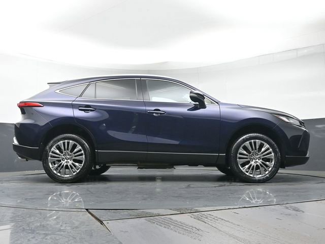 Used 2024 Toyota Venza XLE AWD/4WD image 36