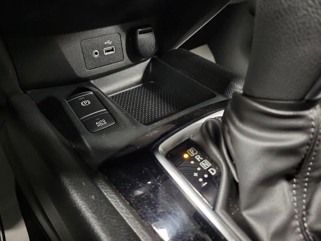 Used 2022 Nissan Rogue Sport SL image 16