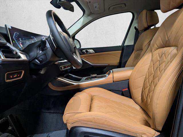 New 2026 BMW X7 xDrive40i w/ Premium Package image 4
