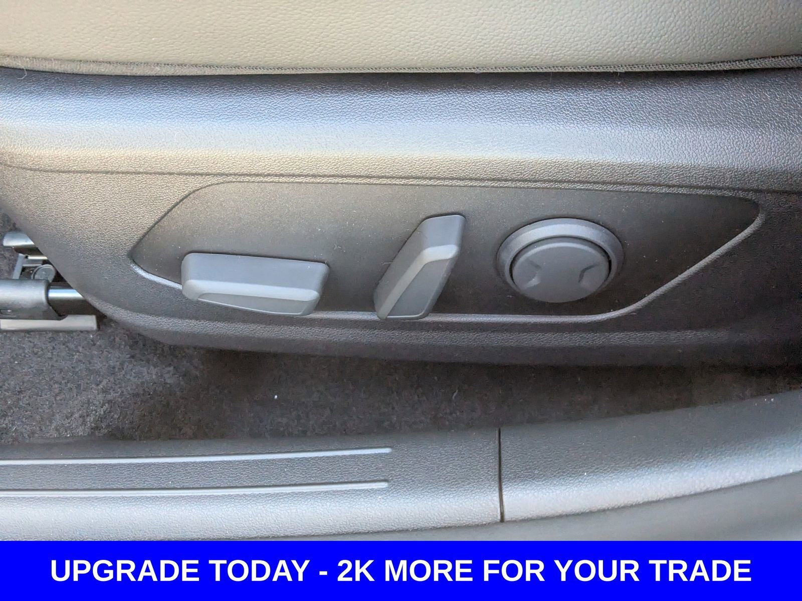 New 2026 Hyundai Elantra Limited image 23